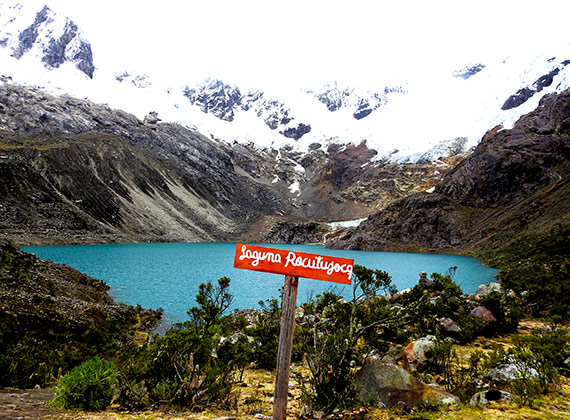 TOUR LAGUNA ROCOTUYOC LAGUNA CONGELADA